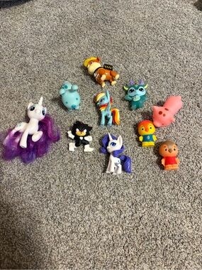My Little Pony, Littlest Petshop, Sonic, & other small figurines